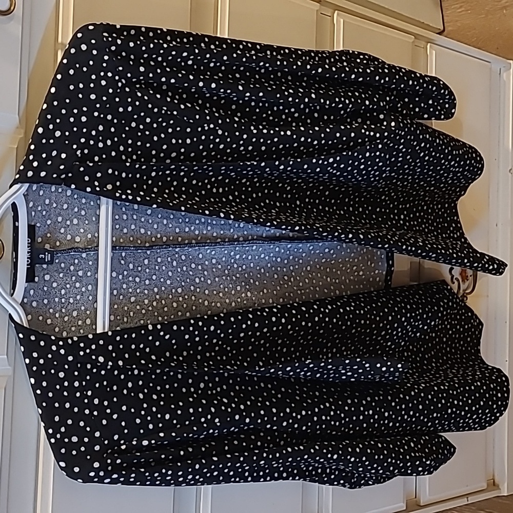 NWOT Torrid Polka Dot Shrug